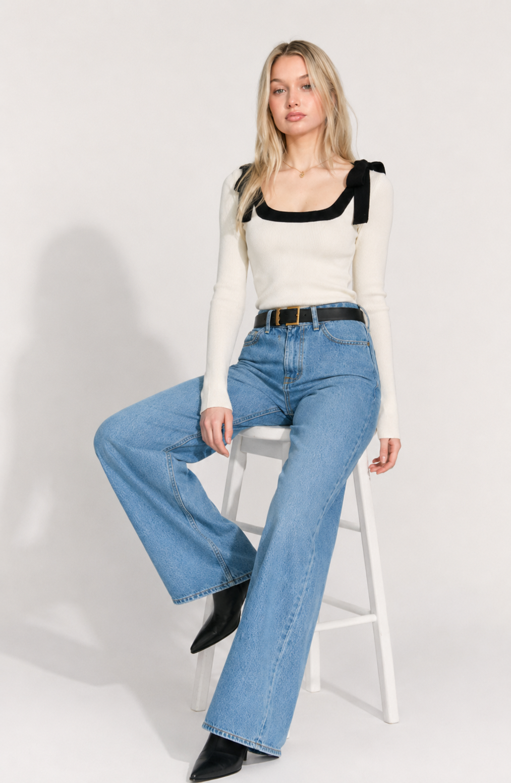 Women's Square Collar Bow Slim-fit Knitted Long-sleeved Bottoming Shirt Jovera Joyce