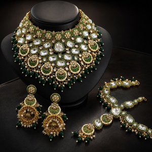The Rani Émeraude Gold-Plated Kundan Parure by Jovera Joyce Jovera Joyce