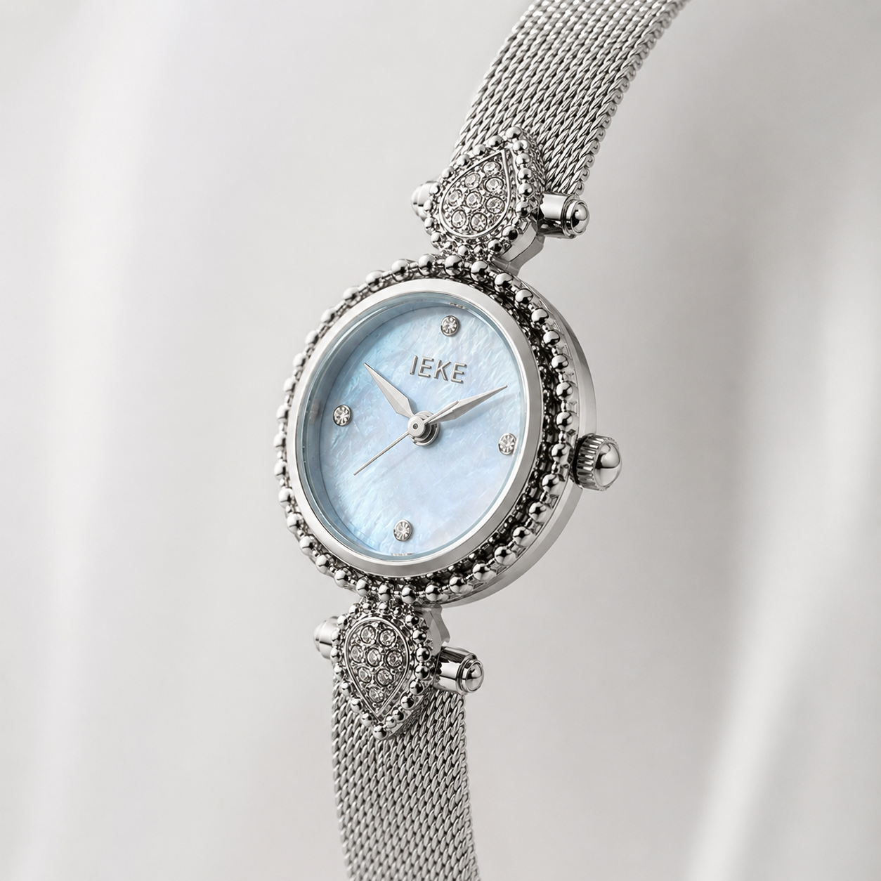 Fashion Casual Retro Court Ancient Style Watch Women Jovera Joyce