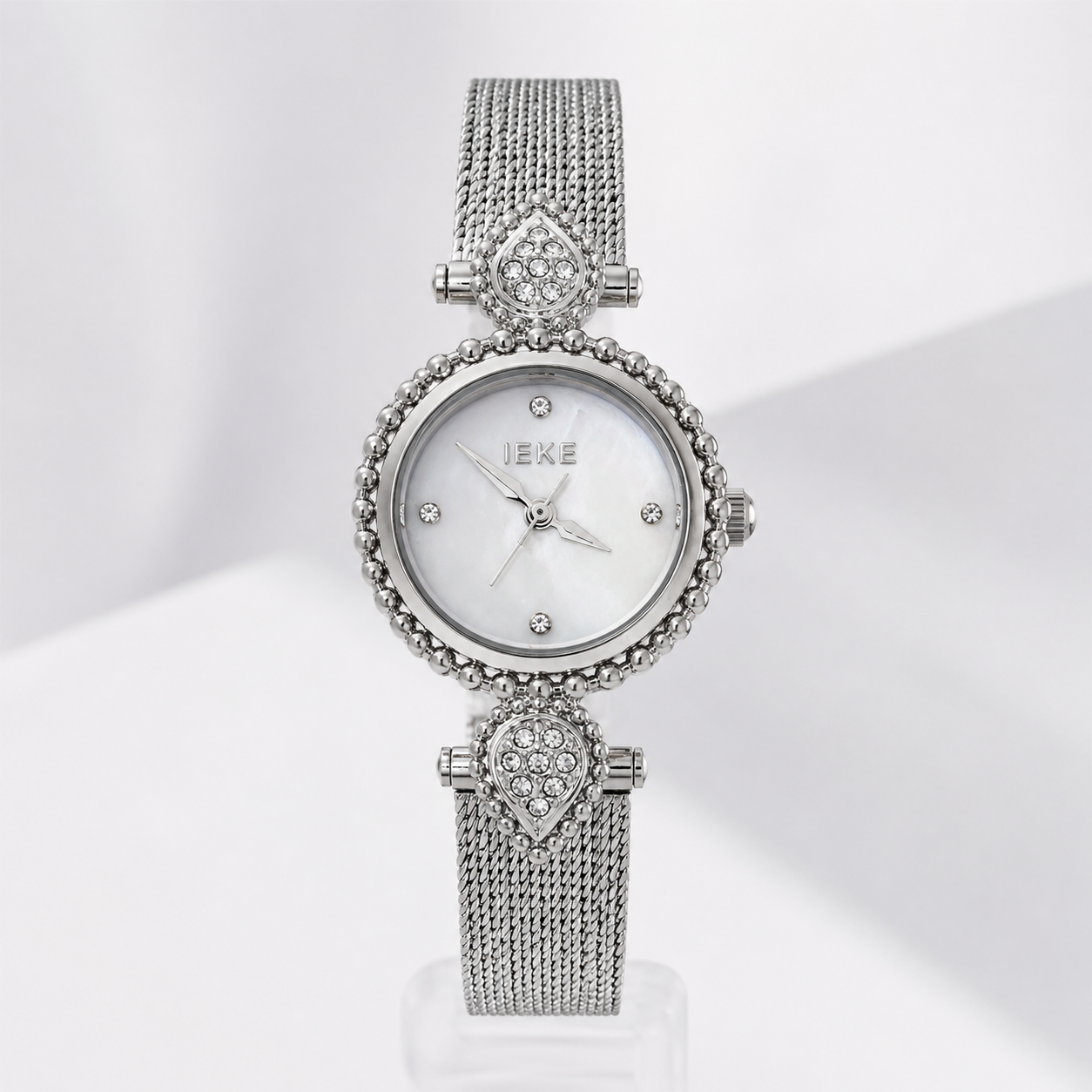 Fashion Casual Retro Court Ancient Style Watch Women Jovera Joyce