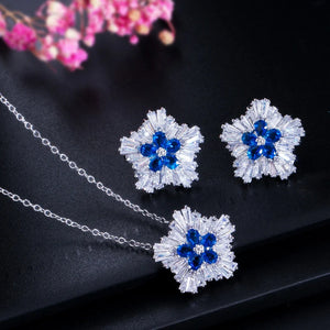 Ladies Fashion Jewelry 3a Cubic Zirconia Snow Flower Pendant Necklace and Stud Earrings Sets for Women Gift Jovera Joyce