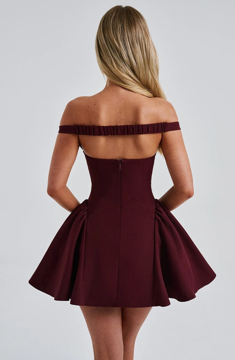 Women's Autumn New Backless Solid Color Slim Dress Jovera Joyce