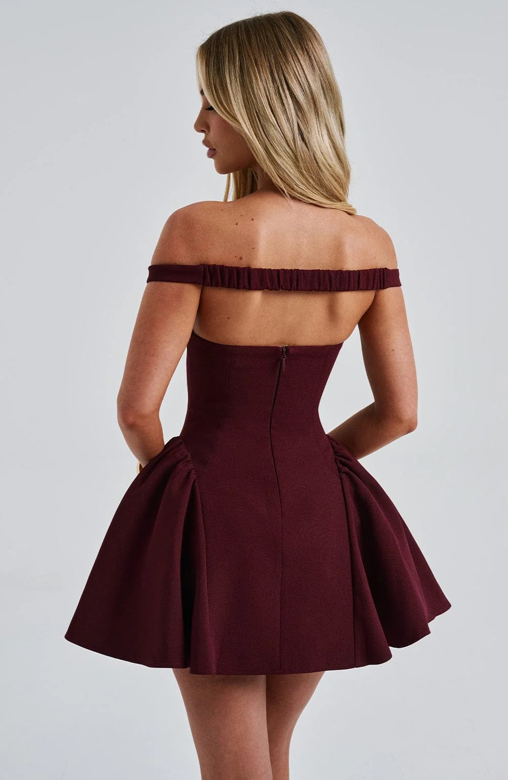 Women's Autumn New Backless Solid Color Slim Dress Jovera Joyce