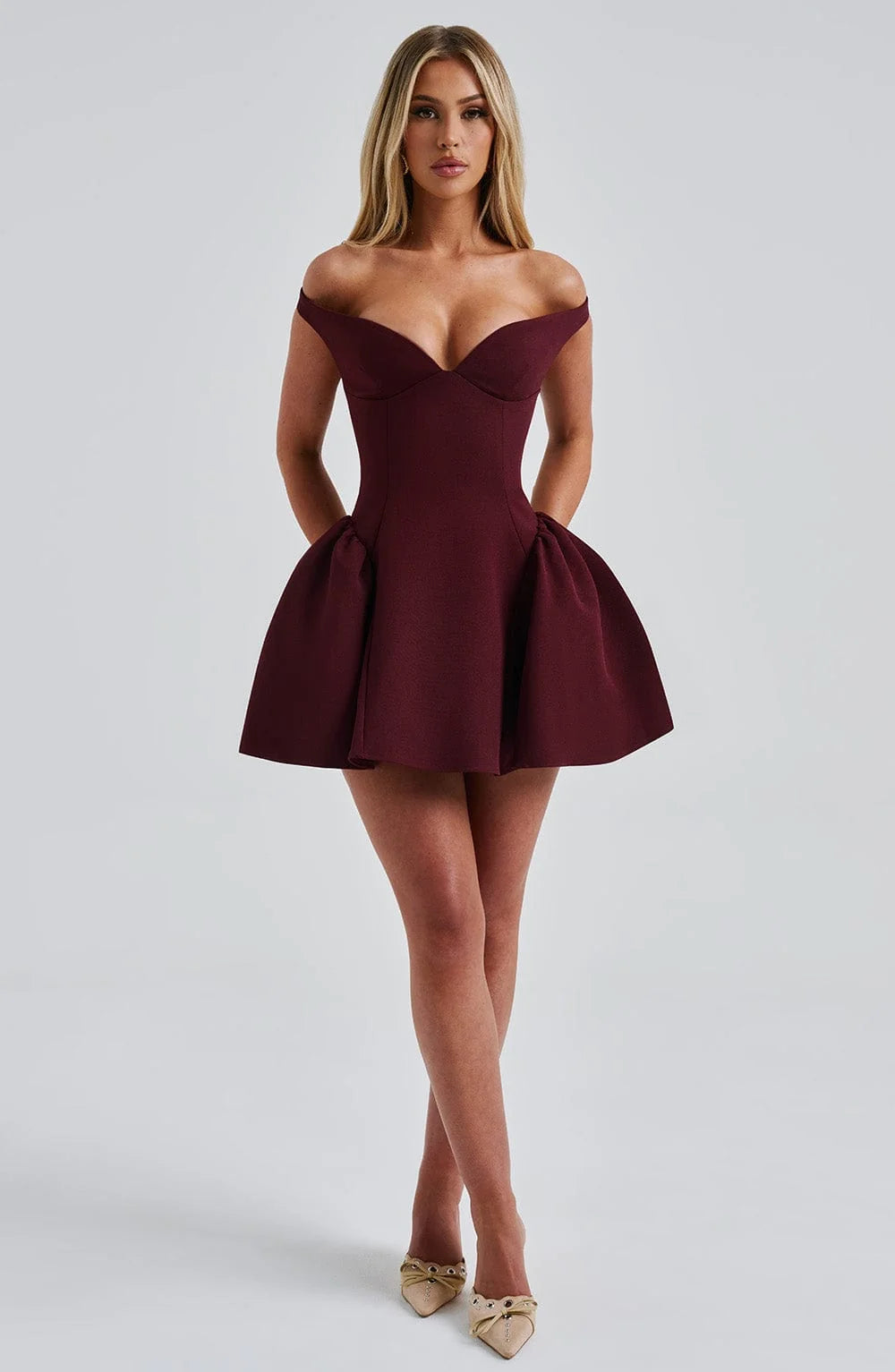 Women's Autumn New Backless Solid Color Slim Dress Jovera Joyce