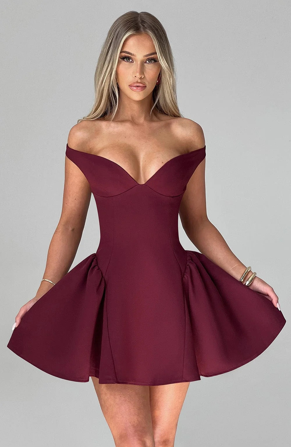 Women's Autumn New Backless Solid Color Slim Dress Jovera Joyce